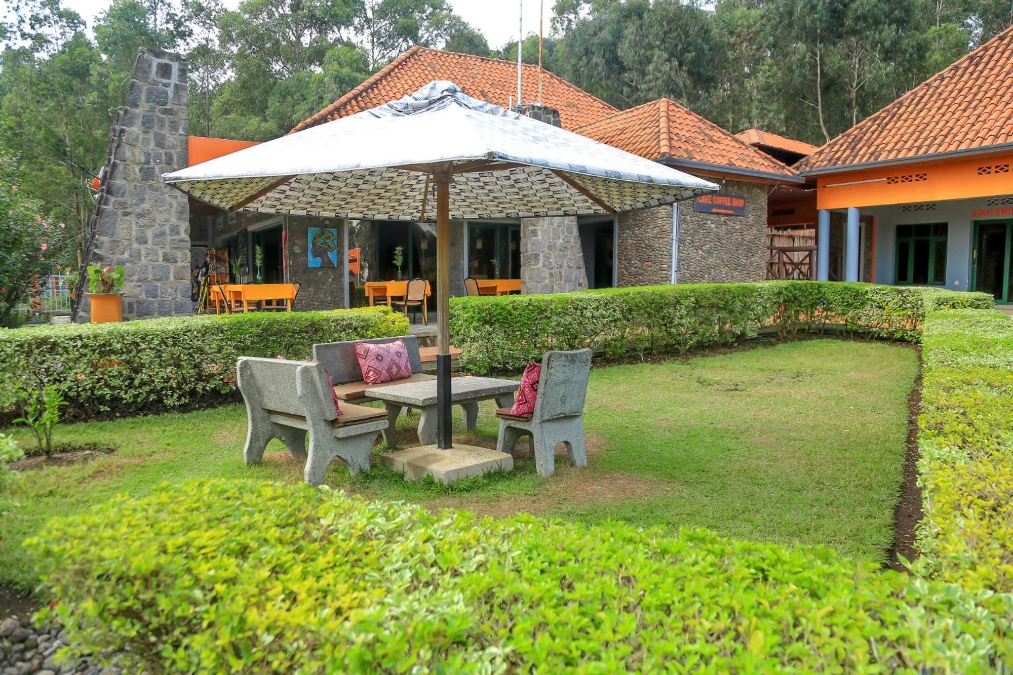 Karisimbi Cave Resort Ruhengeri Ngoại thất bức ảnh