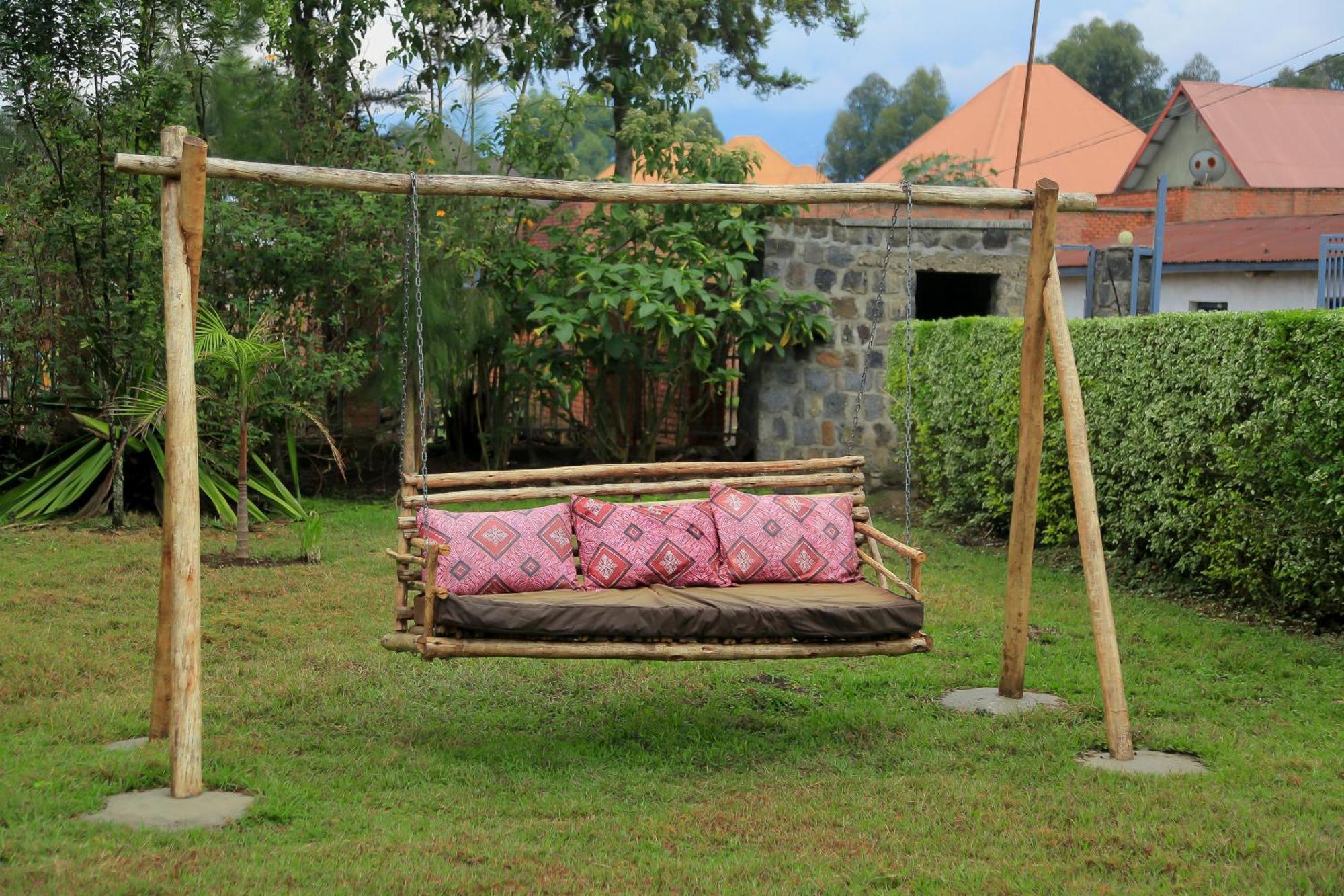 Karisimbi Cave Resort Ruhengeri Ngoại thất bức ảnh